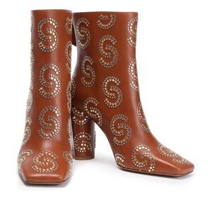 Roberto Cavalli
Studded leather ankle boots size 40 US 10